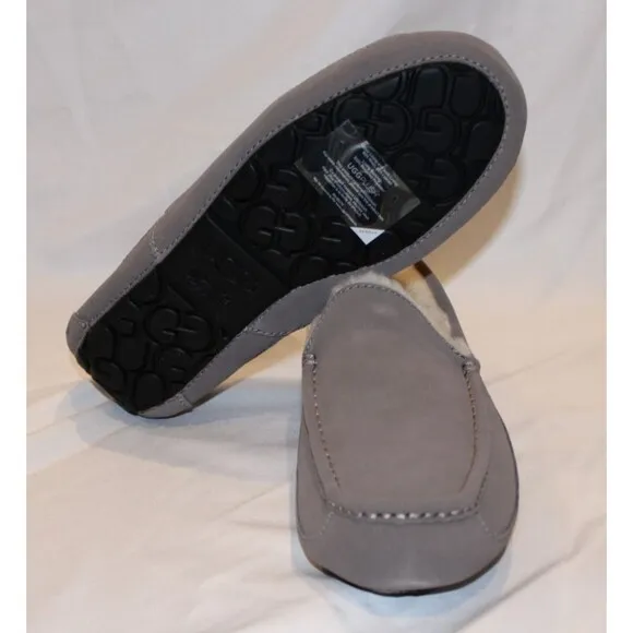NIB UGG Mens ASCOT Suede Shearling Lined Slip On Moccasin Slippers GRAY 9
