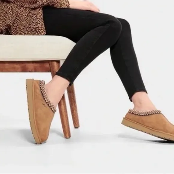 NIB UGG Tasman Slipper Chestnut Women's Size 5