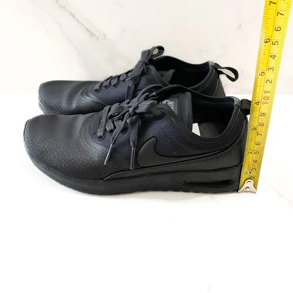 Nike 5 air max thea ultra black