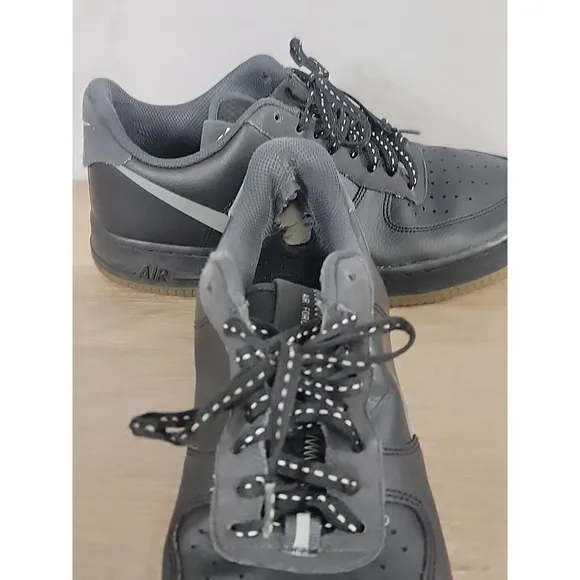 Nike Air Force 1 Low Grey Swoosh SIZE 8 Mens
