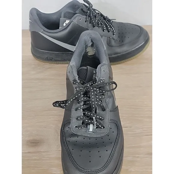 Nike Air Force 1 Low Grey Swoosh SIZE 8 Mens