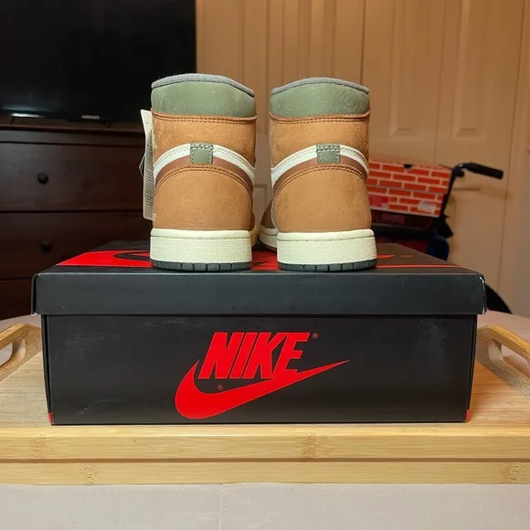 Nike Air Jordan 1 Element GORE-TEX Legend Sand Medium Olive