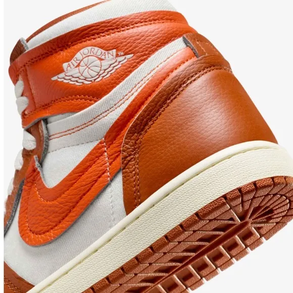 Nike Air Jordan 1 High Method of MakeWomen's Shoes size 9.5 men 8 gently used