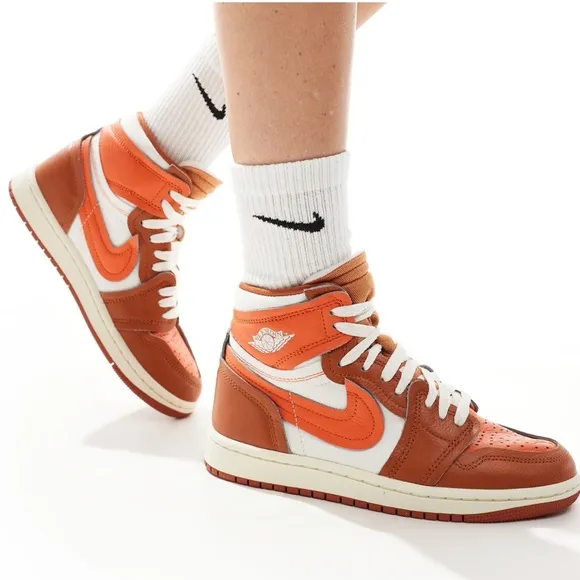Nike Air Jordan 1 High Method of MakeWomen's Shoes size 9.5 men 8 gently used