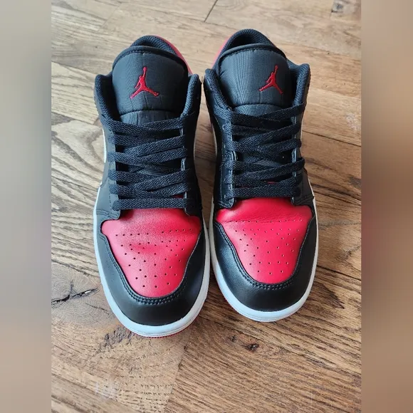 Nike Air Jordan 1 Low Alternate Bred Toe In Black/White/Gym Red - Size 9.5