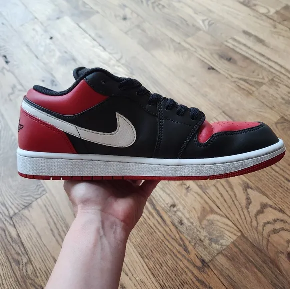 Nike Air Jordan 1 Low Alternate Bred Toe In Black/White/Gym Red - Size 9.5