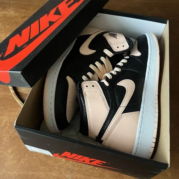 Nike Air Jordan 1 Retro High OG Crimson Tint Black Shoes Youth 6 Women 7.5