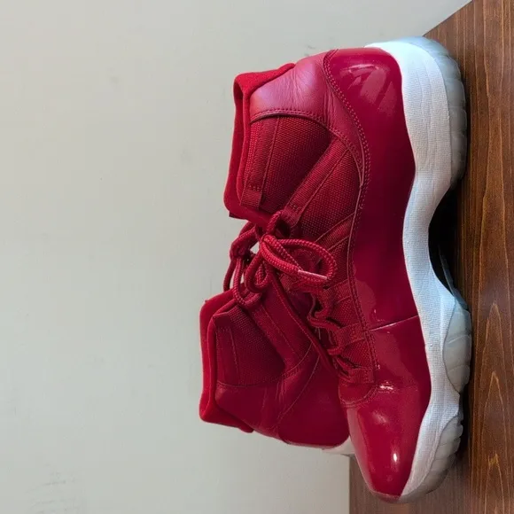 Nike Air Jordan 11 Retro Gym Red Sz 13