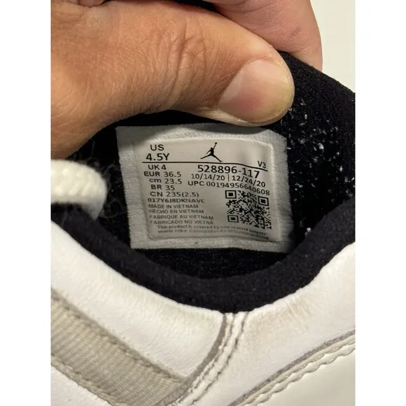 Nike Air Jordan 11 Retro Low Legend Blue GS Size 4.5Y Youth 2021 528896-117