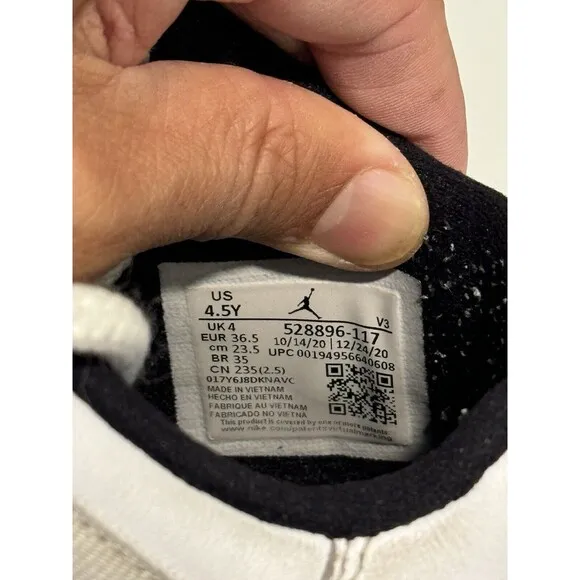 Nike Air Jordan 11 Retro Low Legend Blue GS Size 4.5Y Youth 2021 528896-117