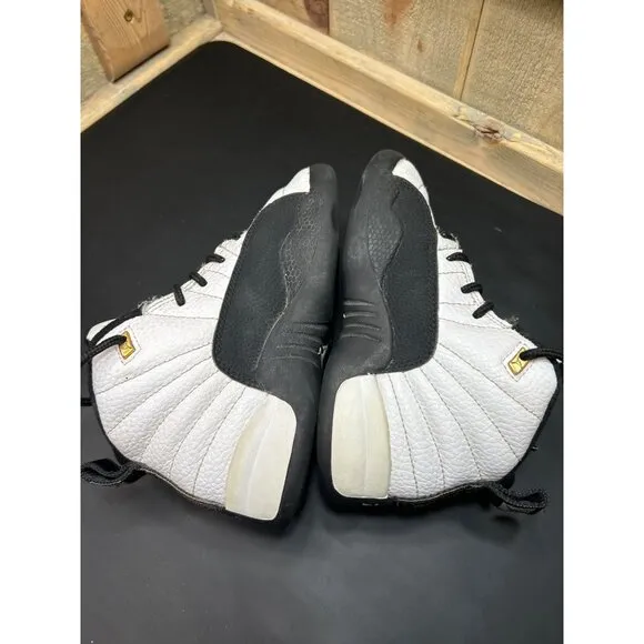 Nike Air Jordan 12 Retro Royalty Taxi Pre School Size 11C White Black