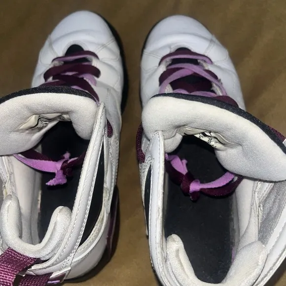 Nike Air Jordan VII 7 Retro GG GS White Fuchsia Glow Purple  442960-127 Sz 5.5Y