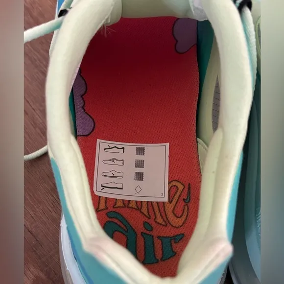 Nike Air Max 270 React Mens Size 11.5 Hyper Jade Frosted Spruce Shoes AO4971-301