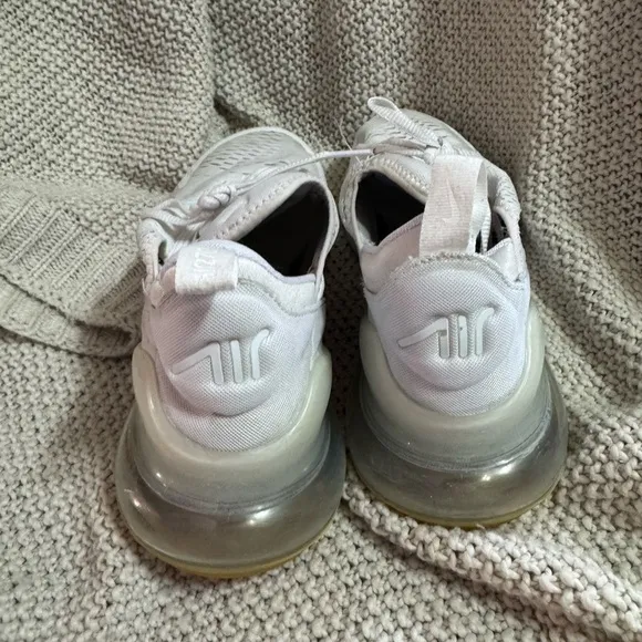 Nike Air Max 270 Shoes. White Gum. Size 10