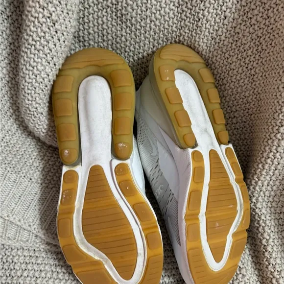 Nike Air Max 270 Shoes. White Gum. Size 10