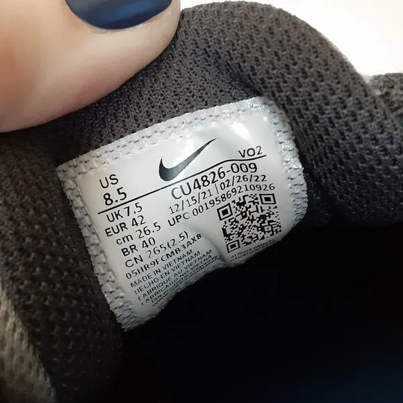 Nike Air Max AP Mens 8.5 Gray Running Shoes Lace Up Sneakers CU4826-009