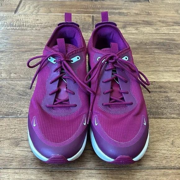 Nike Air Max Dia Running Shoes Bordeaux Edition True Berry Women’s Size 9.5