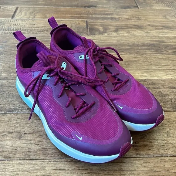 Nike Air Max Dia Running Shoes Bordeaux Edition True Berry Women’s Size 9.5