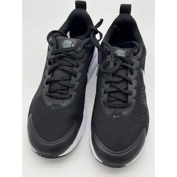 Nike Air Max Nuaxis  / Mens Size 9.5