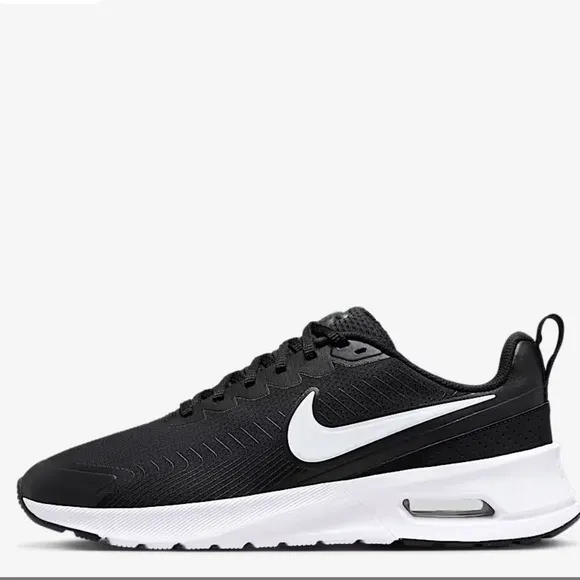 Nike Air Max Nuaxis  / Mens Size 9.5