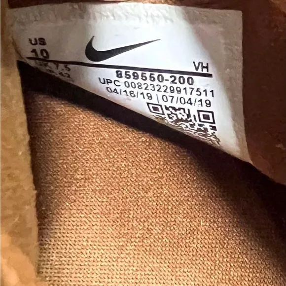 Nike Air Max Women’s Thea Mid Leather Chelsea Brown Boots New