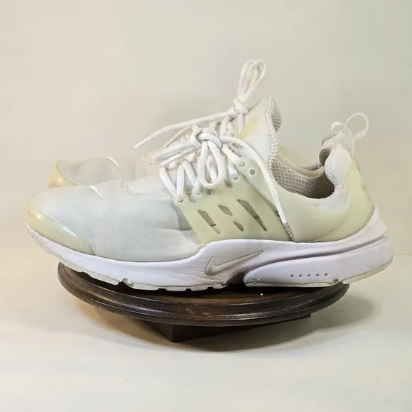 Nike Air Presto Essential Mens Size 11 Athletic Shoes Gym Sneakers 848187-005