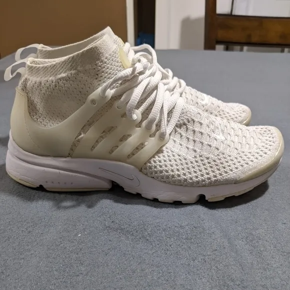 Nike Air Presto‎ ultra Flyknit size 8