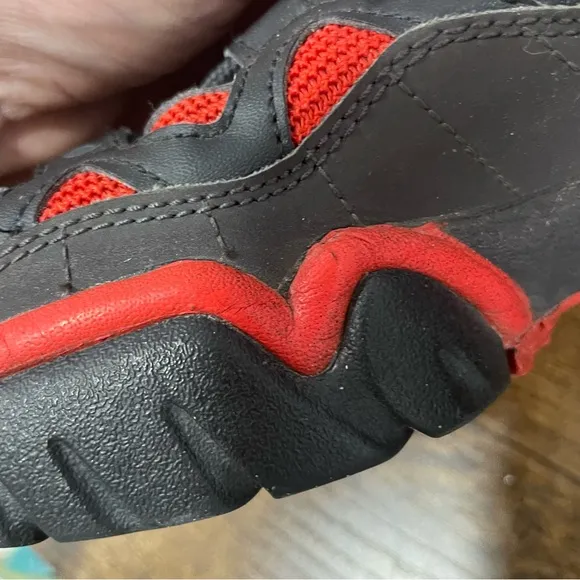 Nike Air Slant Mid Cross Trainer Shoes Men’s Size 8.5 Red, Black &amp; Dark Grey