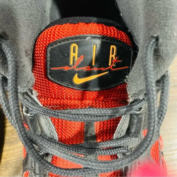 Nike Air Slant Mid Cross Trainer Shoes Men’s Size 8.5 Red, Black &amp; Dark Grey