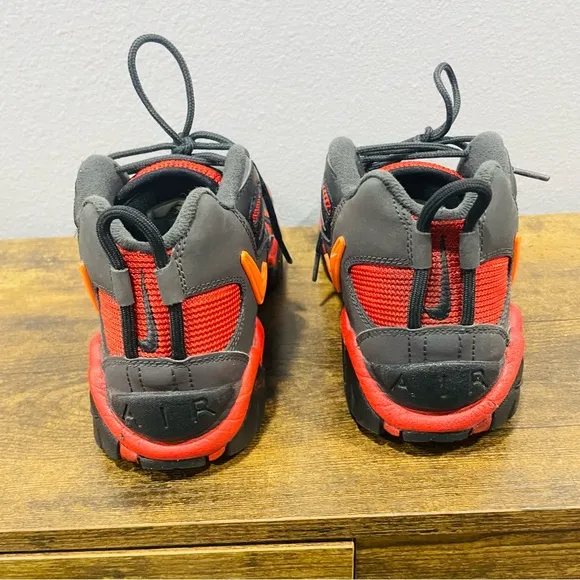 Nike Air Slant Mid Cross Trainer Shoes Men’s Size 8.5 Red, Black &amp; Dark Grey