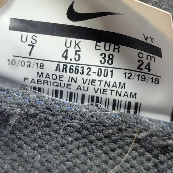 Nike Air Vapormax 2019 Throwback Future Shoes Women's Size 7 Gray Black Laser