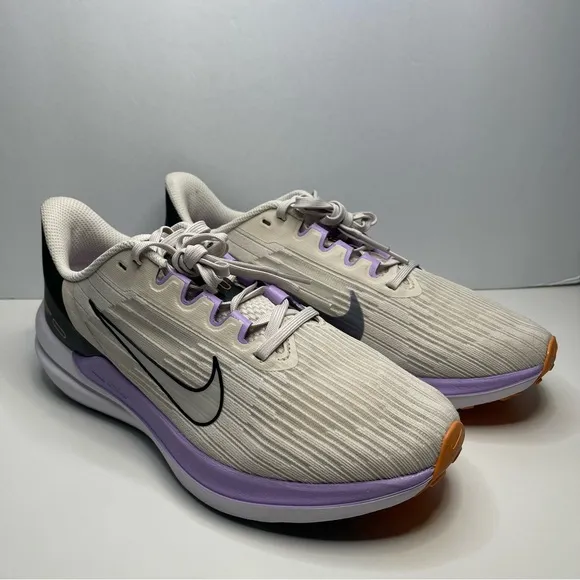 Nike Air Winflo 9 'Light Orewood Brown' Running Gym Women’s Size 8 DD8686-103
