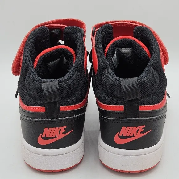 Nike basketball court borough 2 mid size 3.5y shoes