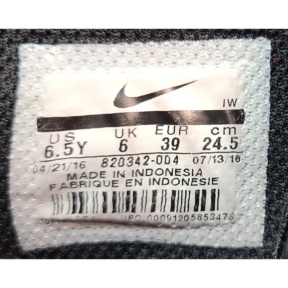Nike Boys Air Force 1 Mid LV8 Black Gum Volt Basketball Size 6.5Y 820342-004