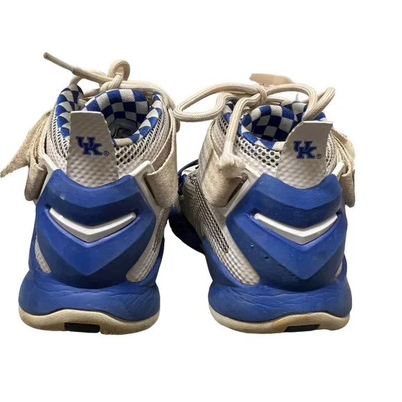 Nike Boy’s Lebron James Soldier IX UK Basketball Shoes 4.5Y