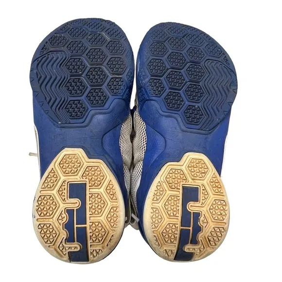 Nike Boy’s Lebron James Soldier IX UK Basketball Shoes 4.5Y