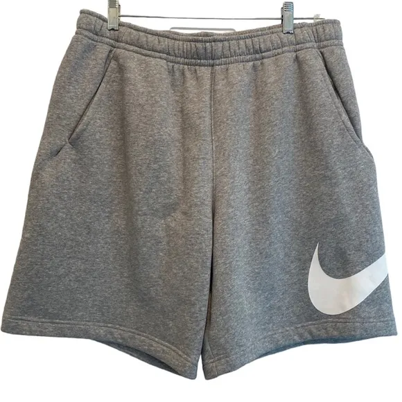 Nike Club Shorts Athletic Comfort Drawstring Waist Pockets Gray White Size Large