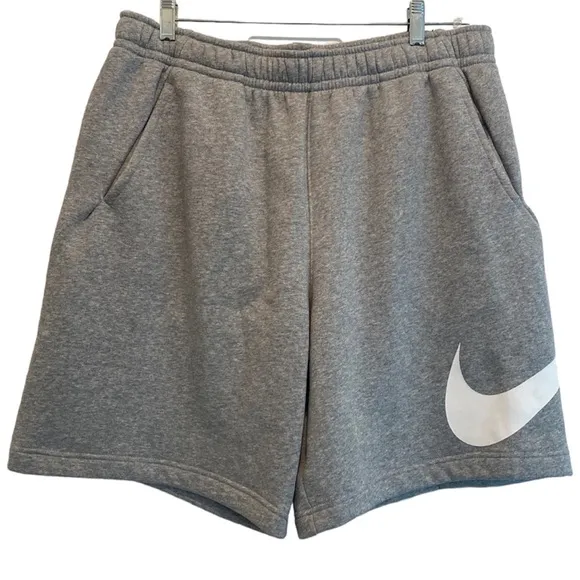 Nike Club Shorts Athletic Comfort Drawstring Waist Pockets Gray White Size Large