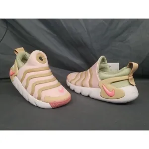 Nike Girls Dynamo Go (PS) Athletic Sneakers Slip-On Pink Size 6 DISPLAY MODEL!