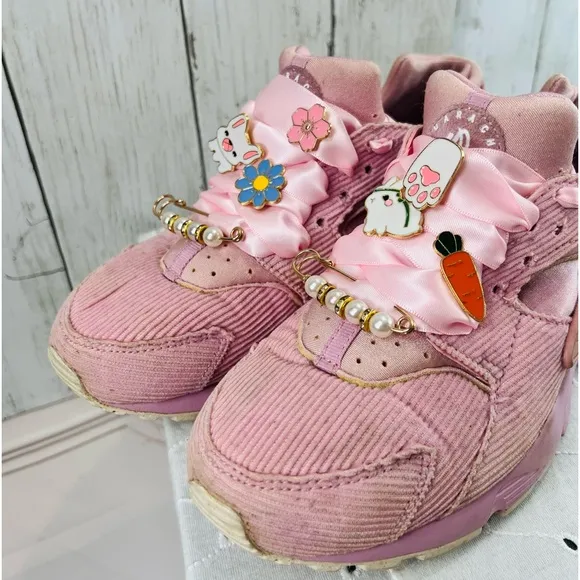 Nike Huarache Run SE Girls Shoes Size 6Y Light Arctic Pink/Arctic chunky laces