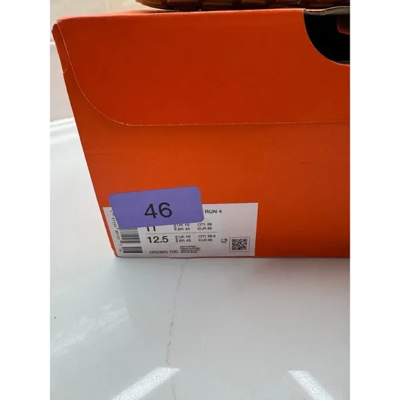 Nike InfinityRN 4 Road Running Shoes men's 11 women's 12.5