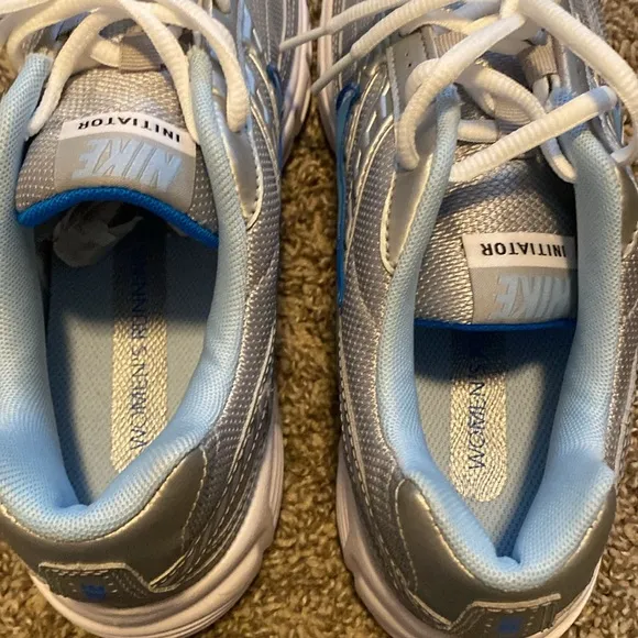 Nike Initiator Running Shoes Silver Blue 8 NEW