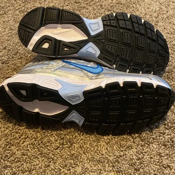 Nike Initiator Running Shoes Silver Blue 8 NEW