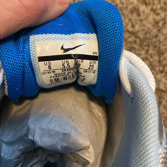 Nike Initiator Running Shoes Silver Blue 8 NEW