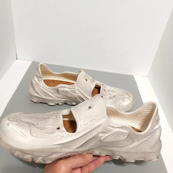 Nike ISPA Universal Slip Ons, Size 11.5