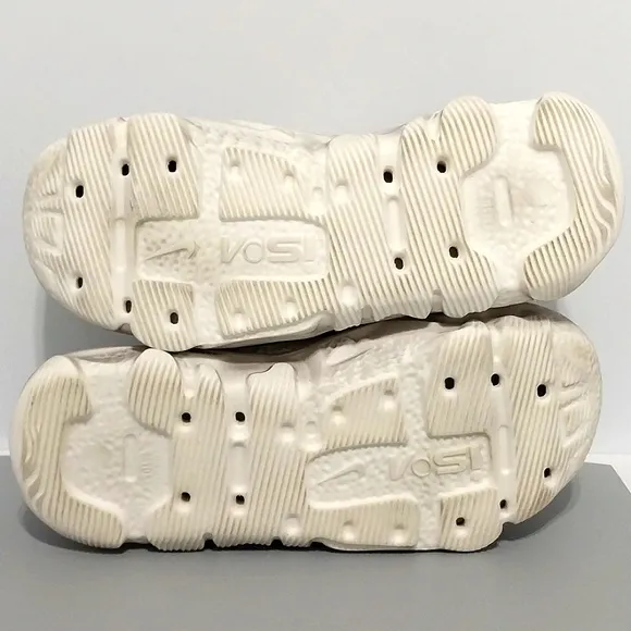 Nike ISPA Universal Slip Ons, Size 11.5