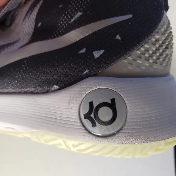 Nike KD Basketball Shoes Size 12
