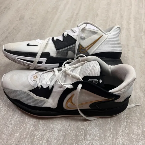 Nike Kyrie Low 5 basketball shoes white black metallic gold size 13