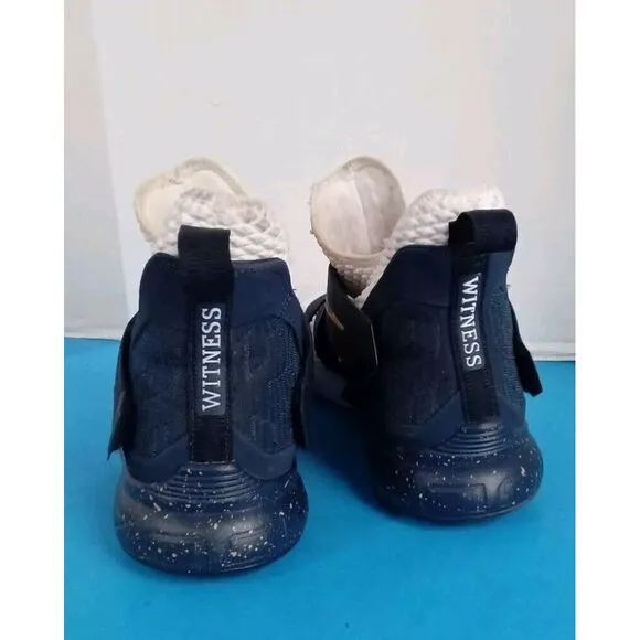 Nike LeBron Soldier Basketball Shoes White Navy Cross-Strap‎ Athletic Sneakers