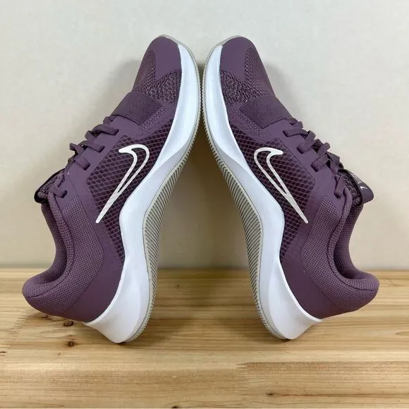 Nike MC Trainer 2 womens 6.5 Training gym shoes Violet Dust  new with box